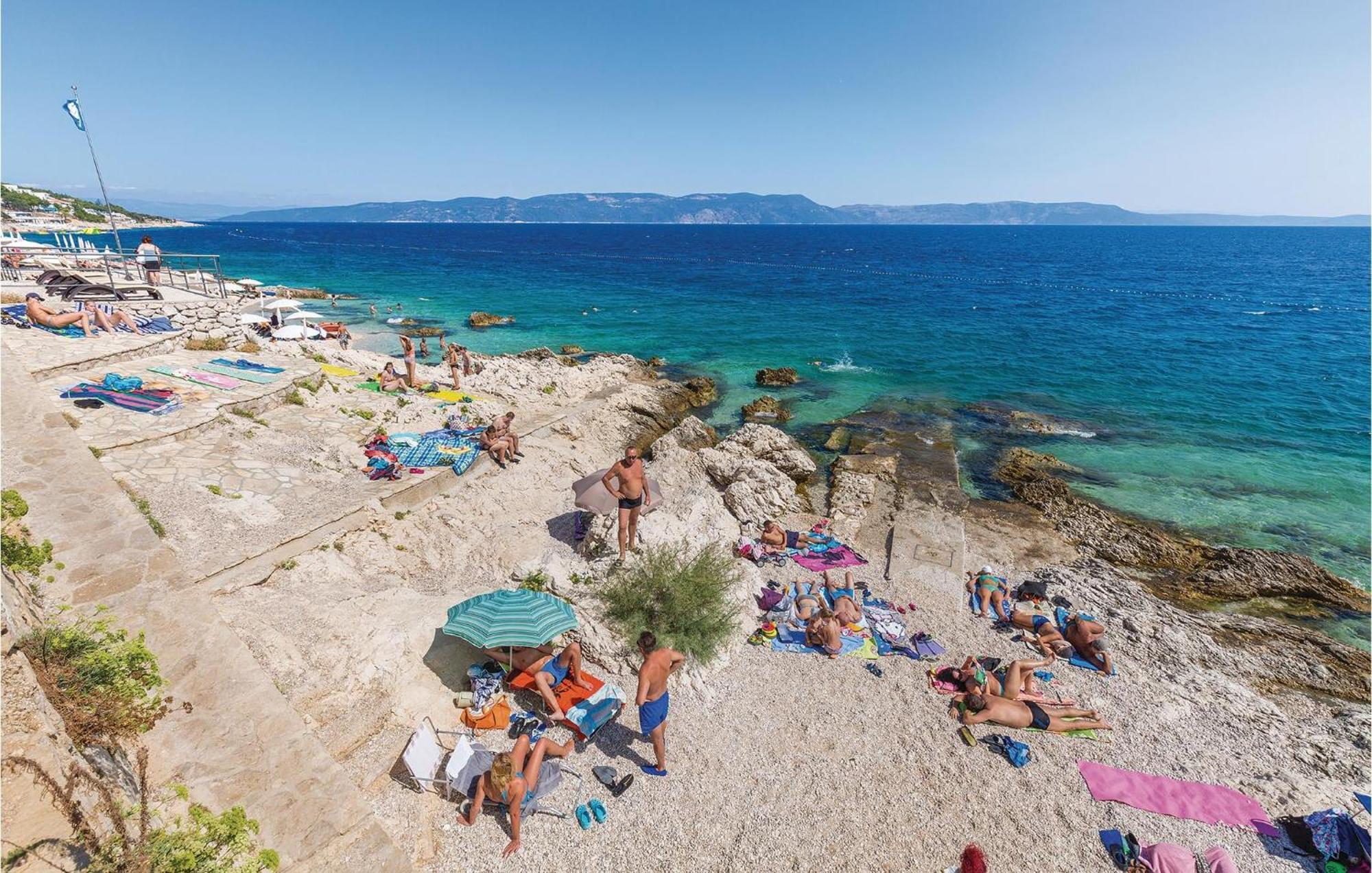 Raša Amazing Apartment In Rabac With Wifi מראה חיצוני תמונה